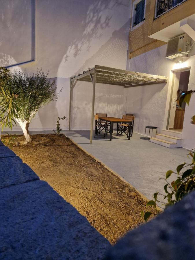 Вілла The Garden House Tinos Екстер'єр фото