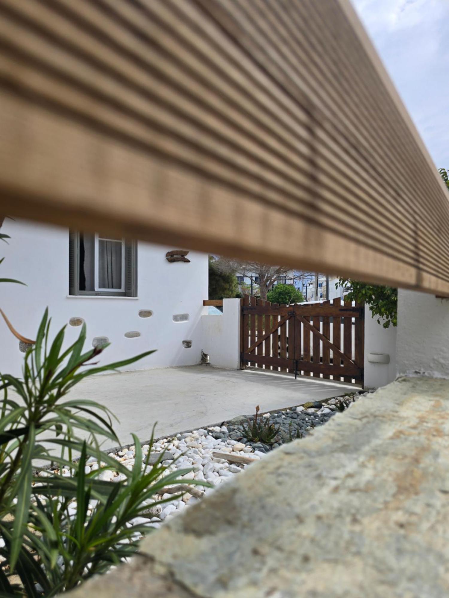 Вілла The Garden House Tinos Екстер'єр фото